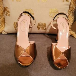Sarah Jessica Parker Slingback Peep Toe Heels
